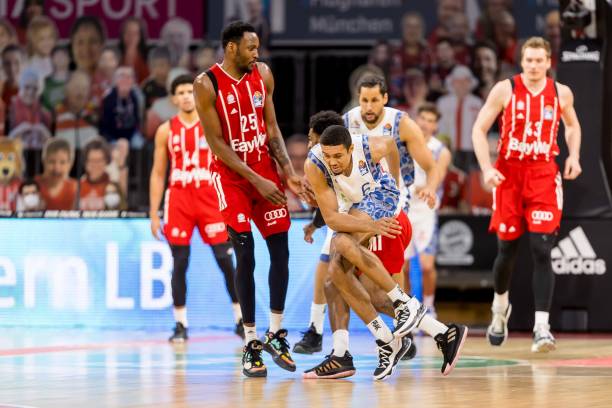 在此次比赛 在此次比赛