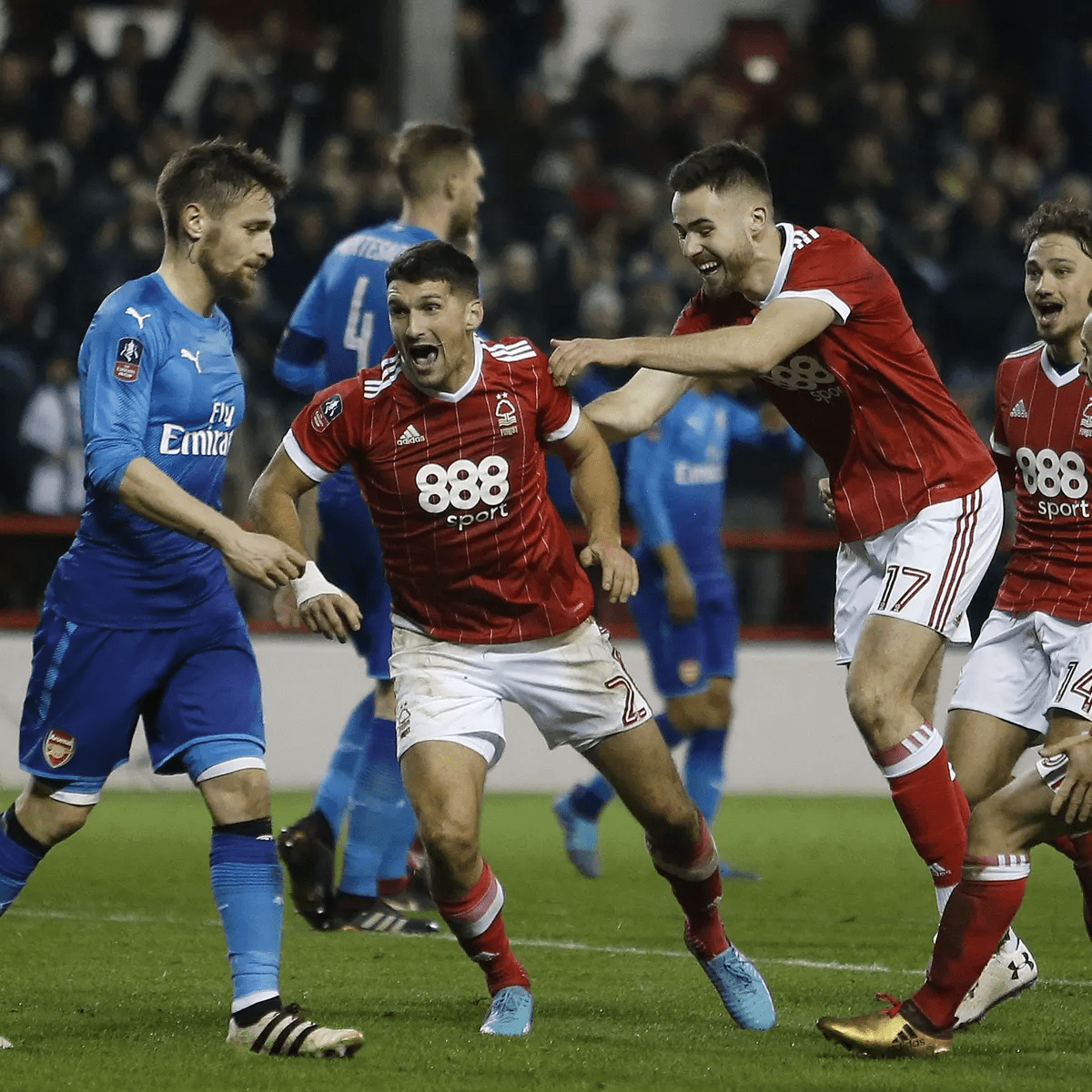 了不小的骚 了不小的骚